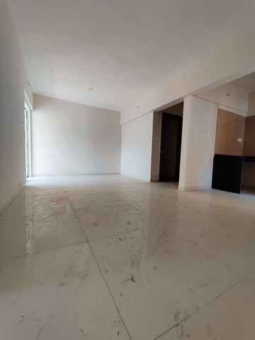 Room in 2.5 BHK Apartment at Green County Phase II, Fursungi – for Sale