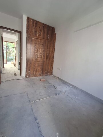 Bedroom in 2 BHK Builder Floor at Sector 47 – for Rent