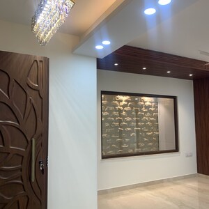 Furnished Amenities in 3.5 BHK Builder Floor at Ansal Versalia Phase A2, Sector 67 – for Sale