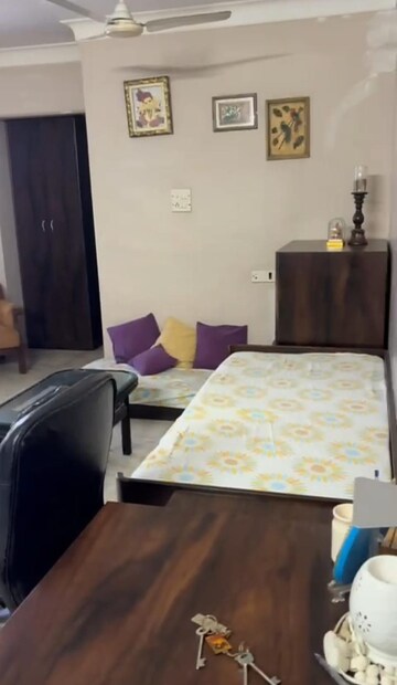 2 BHK Apartment For Sale in Malhar Tower, Goregaon East