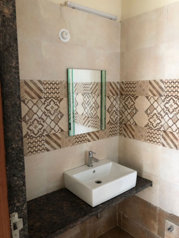 Attached Bathroom, sun-sapphire 3 Bedroom 1350 Sq.Ft. Apartment In Hadapsar Pune 8516637