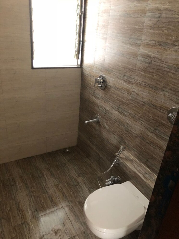 Attached Bathroom, sun-sapphire 3 Bedroom 1350 Sq.Ft. Apartment In Hadapsar Pune 8516637