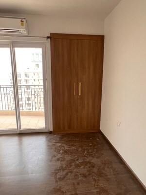 Room in 3.5 BHK Apartment at ATS Nobility, Sector 4 Greater Noida – for Sale