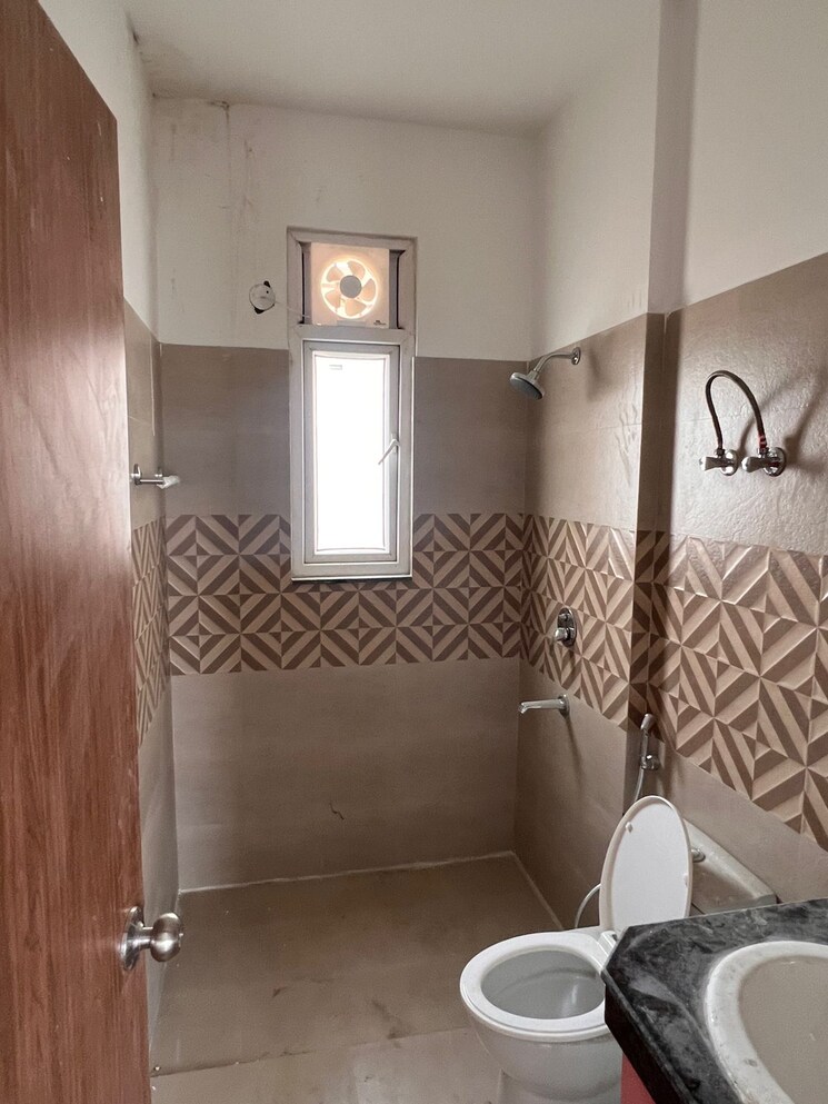 Attached Bathroom, ats-nobility 3.5 Bedroom 1675 Sq.Ft. Apartment In Sector 4, Greater Noida Greater Noida 8516691