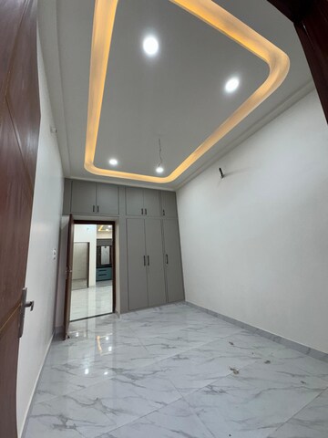 Room in 3 BHK Villa at Kalwar Road – for Sale