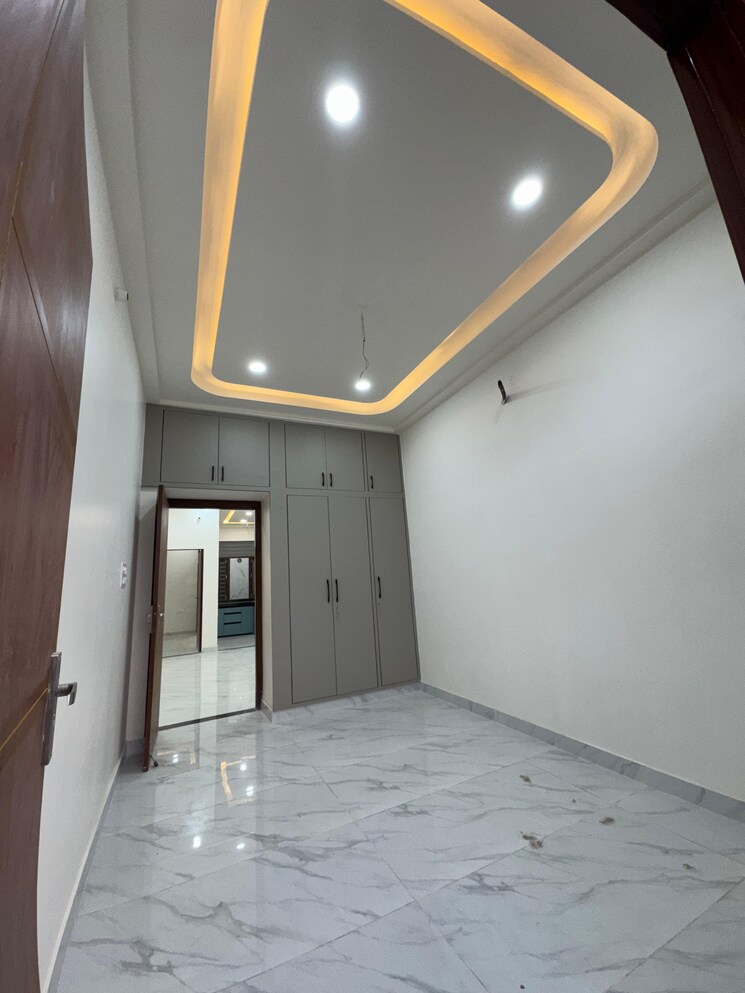 Room, kalwar road 3 Bedroom 100 Sq.Yd. Villa In Kalwar Road Jaipur 8516726