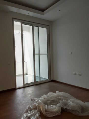 Room in 4 BHK Builder Floor at Vasant Vihar – for Rent