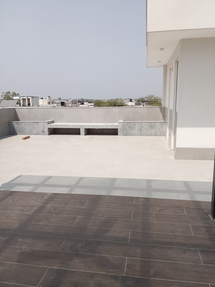 Exterior View, vasant vihar 4 Bedroom 400 Sq.Yd. Builder Floor In Vasant Vihar Delhi 8516701
