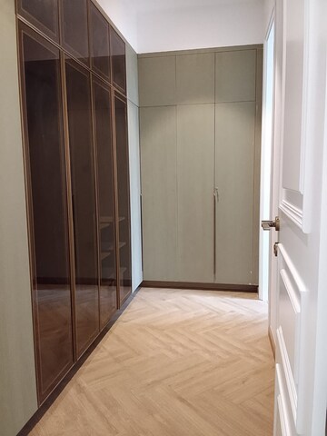 Room in 4 BHK Builder Floor at Vasant Vihar – for Rent