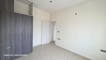 Bedroom in 2 BHK Apartment at New Thippasandra – for Rent