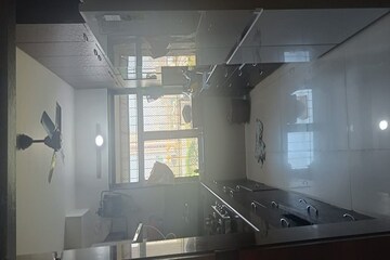 Kitchen in 1.5 BHK Apartment at Gundecha Altura, Kanjurmarg West – for Rent