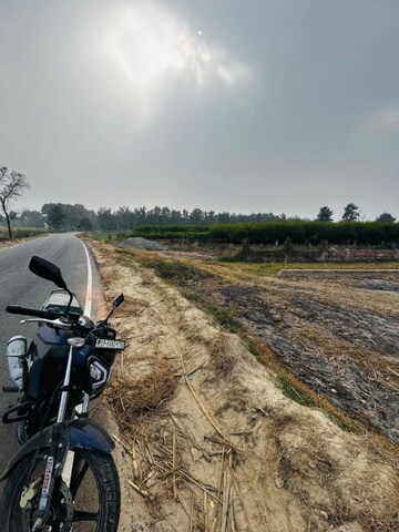   Plot at Kathinhia – for Sale