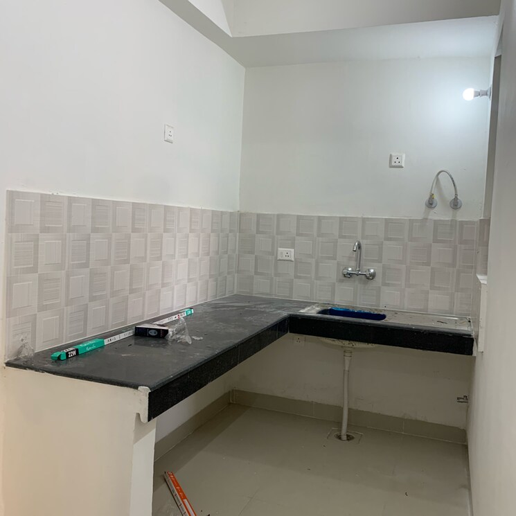 Kitchen, aditya-urban-homes 1 Bedroom 585 Sq.Ft. Apartment In Shahpur Bamheta Ghaziabad 8517219