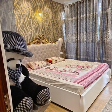Room in 3 BHK Apartment at Ambala Highway – for Rent