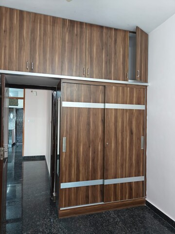 Furnished Amenities in 1 BHK Builder Floor at Lajpat Nagar ii – for Rent