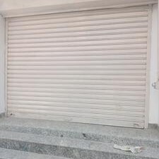 Shop For Rent in Laxmi Nagar
