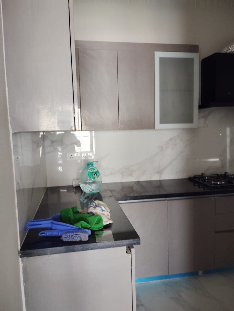 Kitchen, emaar-the-palm-drive-the-sky-terraces 3 Bedroom 1950 Sq.Ft. Apartment In Sector 66 Gurgaon 8517224