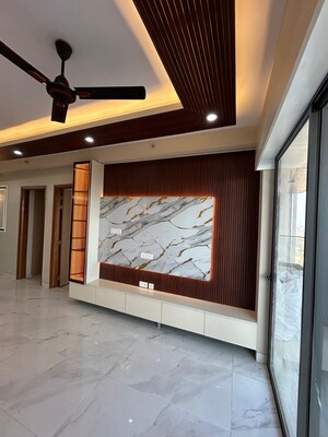 Room in 3 BHK Apartment at Emaar The Palm Drive-The Sky Terraces, Sector 66 – for Sale