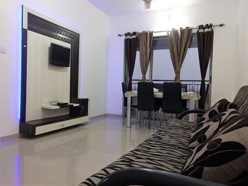  Pg For Rent in Nilaje N V