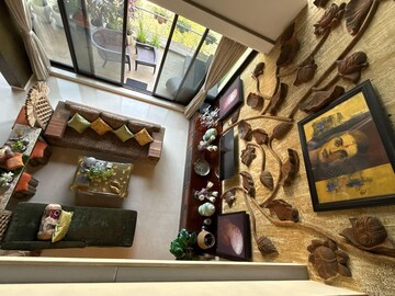 Living Room in 4 BHK Apartment at Kalpataru Horizon, Worli – for Sale