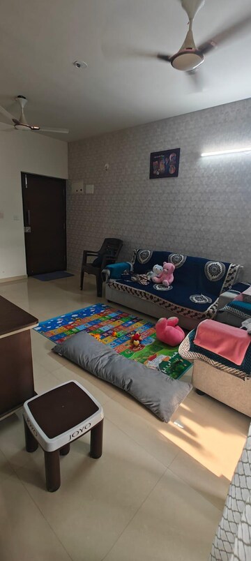 Room in 2 BHK Builder Floor at Bren Northern Lights, Jakkuru – for Rent