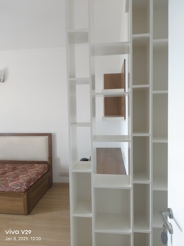 Room in 3 BHK Apartment at Ireo Skyon, Sector 60 – for Rent
