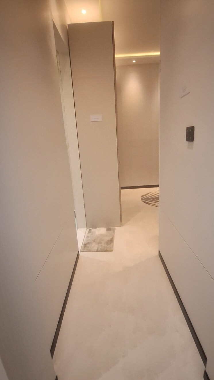 undefined, lokhandwala complex 2 Bedroom 767 Sq.Ft. Apartment In Lokhandwala Complex Mumbai 8517489