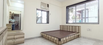 Bedroom in 1.5 BHK Apartment at Matunga East – for Rent