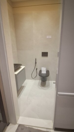 Attached Bathroom in 3 BHK Apartment at Lokhandwala Complex – for Sale