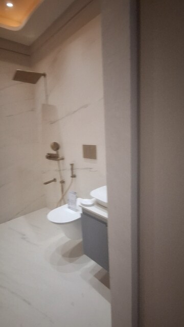 Attached Bathroom in 3 BHK Apartment at Lokhandwala Complex Andheri – for Sale
