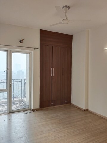 3 BHK Apartment For Sale in Moti Nagar