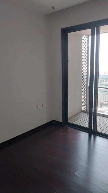 Room in 4 BHK Apartment at Lodha Evoq, Wadala – for Sale