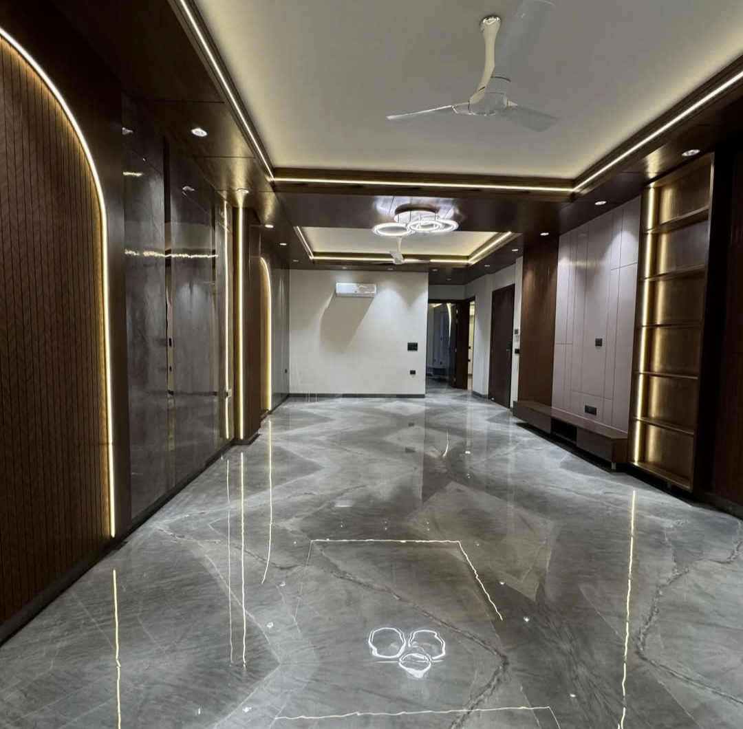 2 BHK Apartment For Sale in Gaur City 2 - 14th Avenue