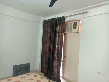 Room in 2 BHK Apartment at Breez Global Heights, Sohna Sector 33 – for Rent