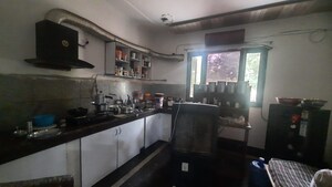 Kitchen in 6+ BHK Independent House at Sector 31 – for Sale