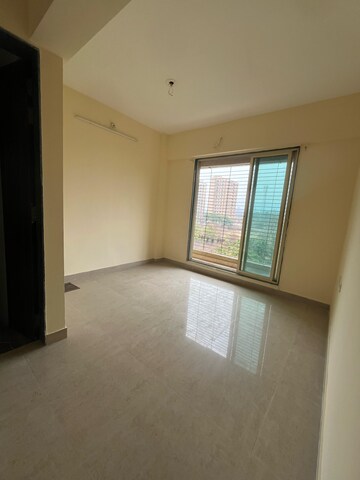 Room in 1 BHK Apartment at Mohan Willows, Badlapur East – for Sale