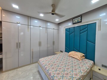 Master Bedroom in 2 BHK Apartment at Mahape – for Rent