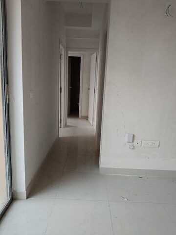 Room in 2 BHK Apartment at Godrej Seven, Joka – for Sale
