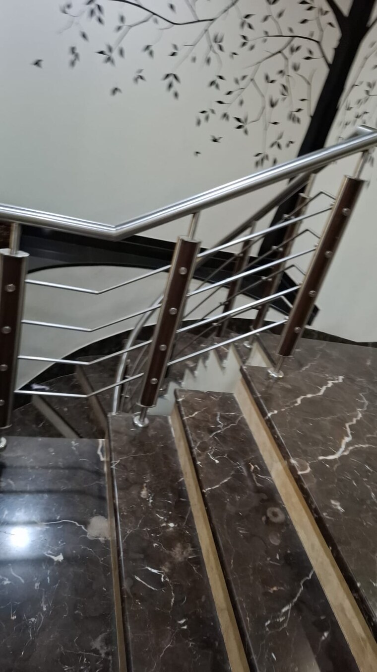 undefined, rwa-apartments 6+ Bedroom 250 Sq.Yd. Independent House In Sector 31 Noida 8517916