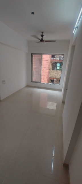 1 BHK 420 Sq.Ft. Apartment in Goregaon West View CHS