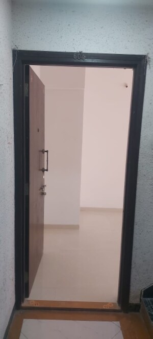 Room in 1 BHK Apartment at Ram Niwas Goregaon West, Goregaon West – for Sale