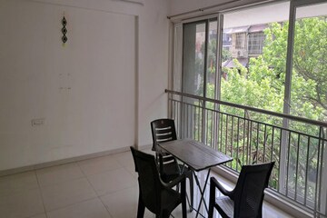 3 BHK Apartment For Sale in Kesar Equinox, Dadar East