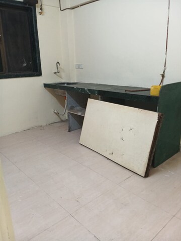 Master Bedroom in 1 BHK Apartment at Andheri East – for Rent