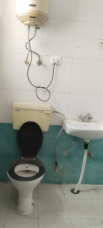 Attached Bathroom in 3 BHK Apartment at SRS Residency, Sector 88 – for Rent