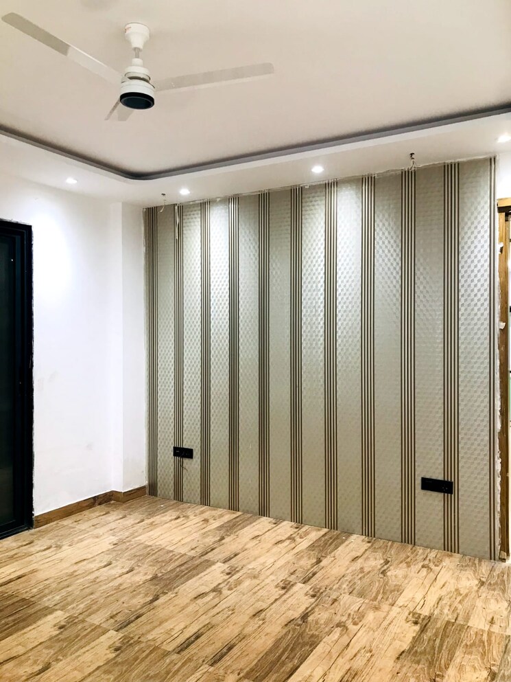 Room, sector 43 4 Bedroom 3240 Sq.Ft. Builder Floor In Sector 43 Gurgaon 8518050