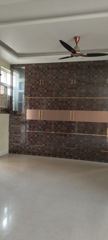 3 BHK Apartment For Rent in Piyush Heights, Sector 89