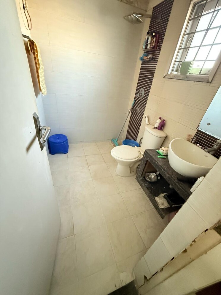 Attached Bathroom, bptp-spacio 2 Bedroom 1000 Sq.Ft. Apartment In Sector 37d Gurgaon 8518132
