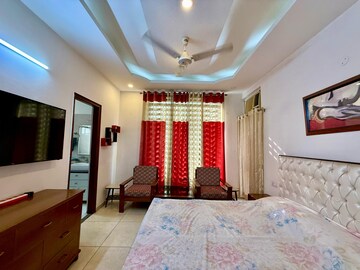 Room in 3 BHK Apartment at Sushma Crescent, Dhakoli Village – for Sale
