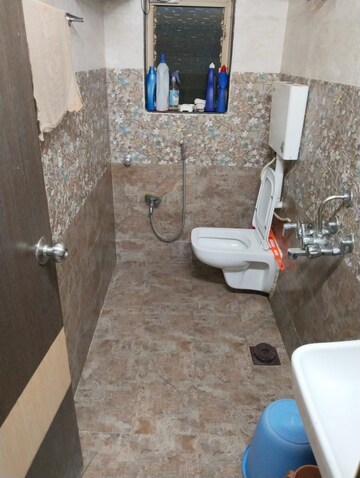 Attached Bathroom in 1 BHK Apartment at Jain Shree Pandurang Gore Complex, Goregaon East – for Rent