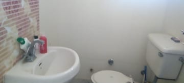 Attached Bathroom in 1 BHK Independent House at Sector 48 – for Rent